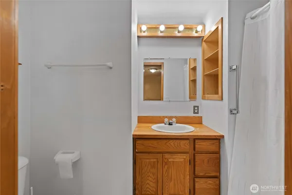 $700,000 | 9605 East Leavenworth Road, Leavenworth, WA 98826