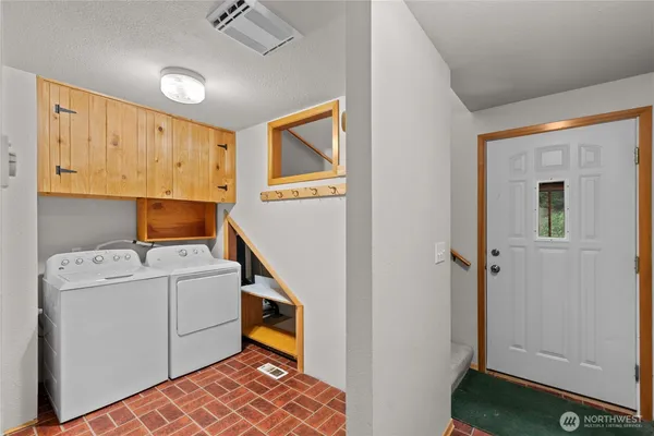 $700,000 | 9605 East Leavenworth Road, Leavenworth, WA 98826