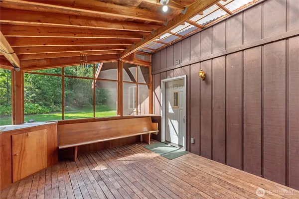 $700,000 | 9605 East Leavenworth Road, Leavenworth, WA 98826