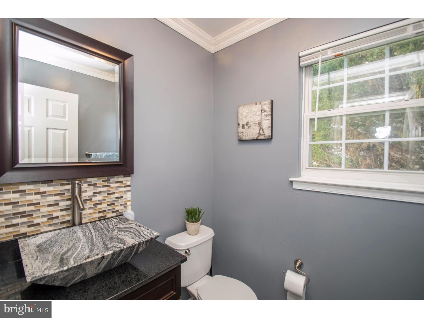 27 Savoy Road Newark, DE 19702 - Photo 15 of 25 Half Bath