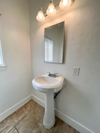 $399,000 | 616 North Echo Avenue, Fresno, CA 93728