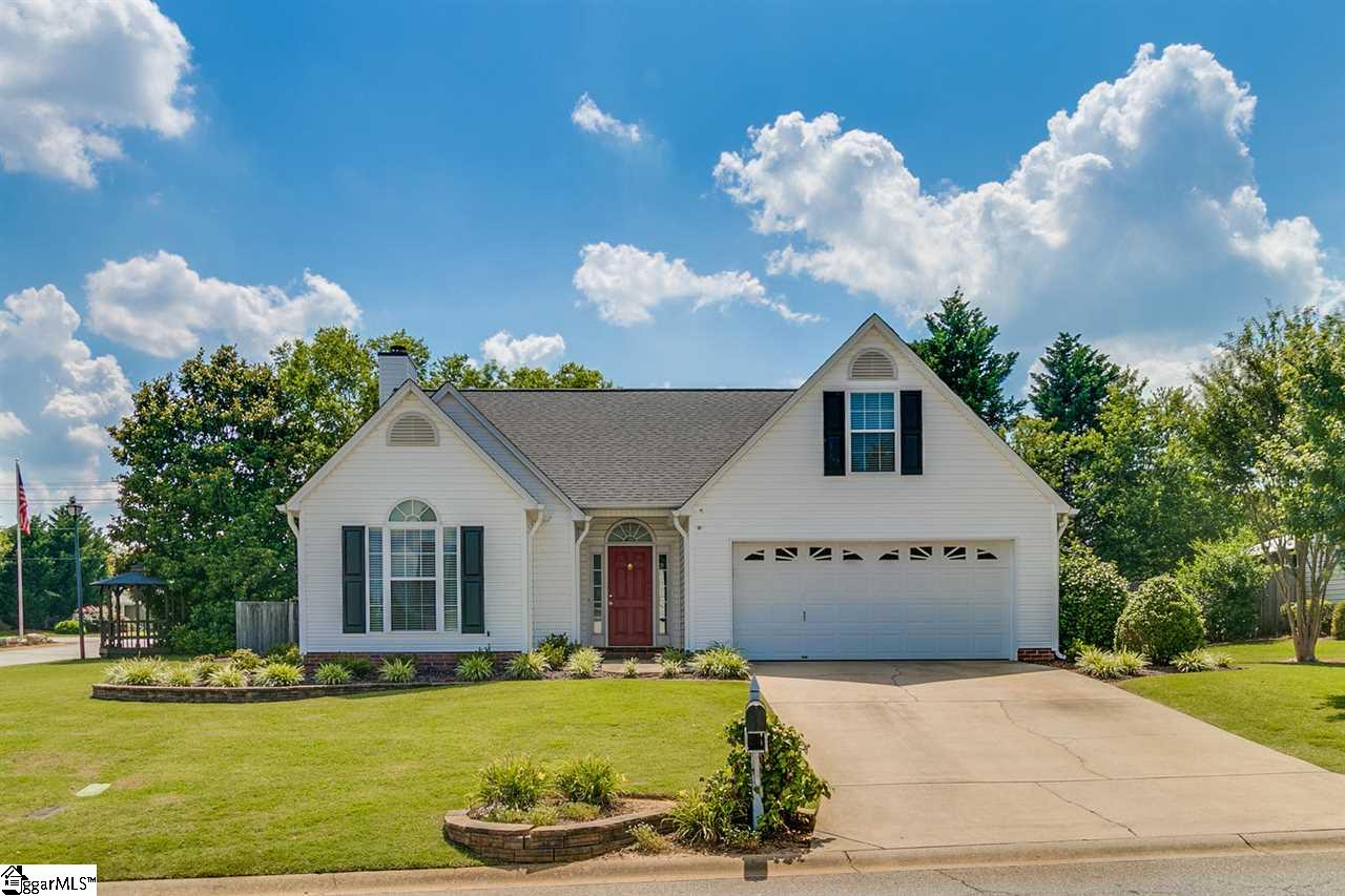 1 Woolridge Way Greer, SC 29650 - Photo 1 of 32 Gallery Image 1
