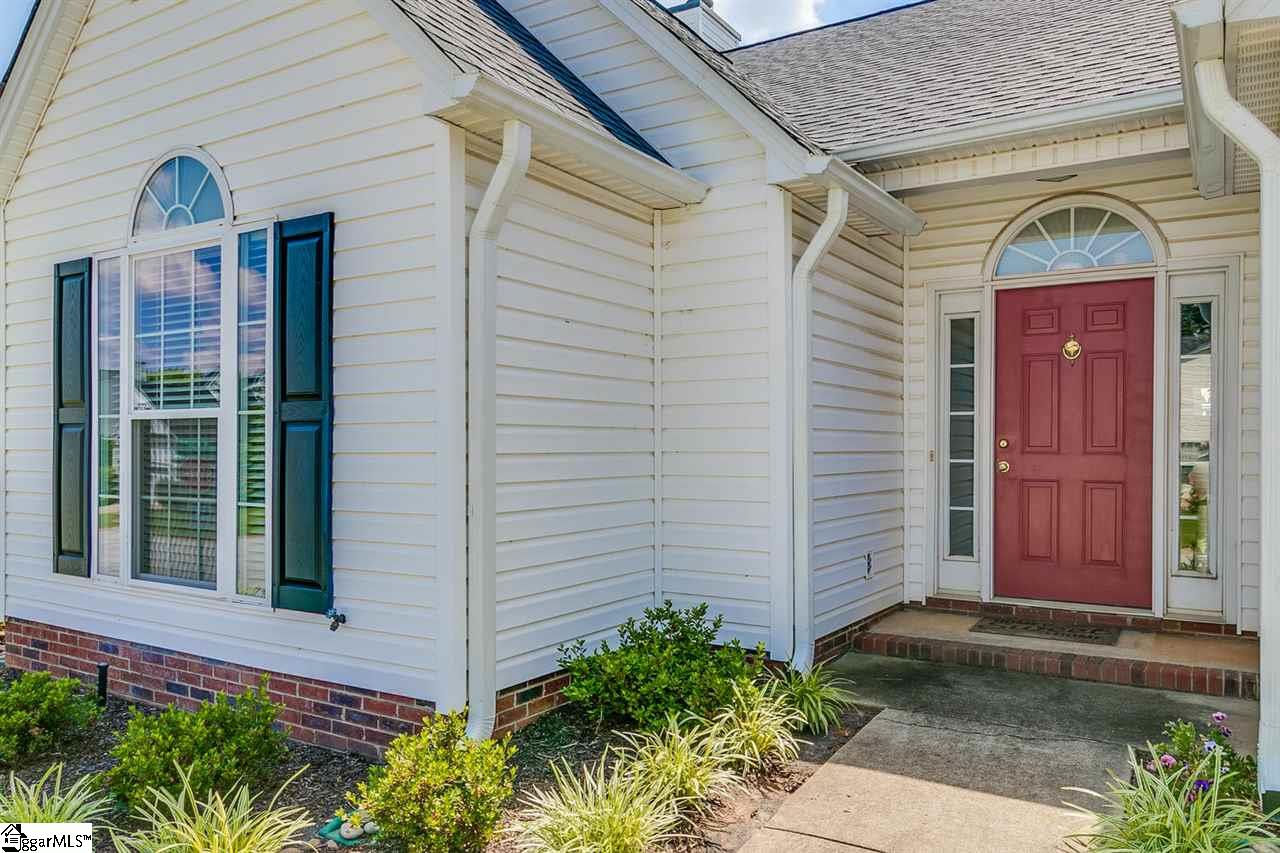 1 Woolridge Way Greer, SC 29650 - Photo 2 of 32 Gallery Image 2