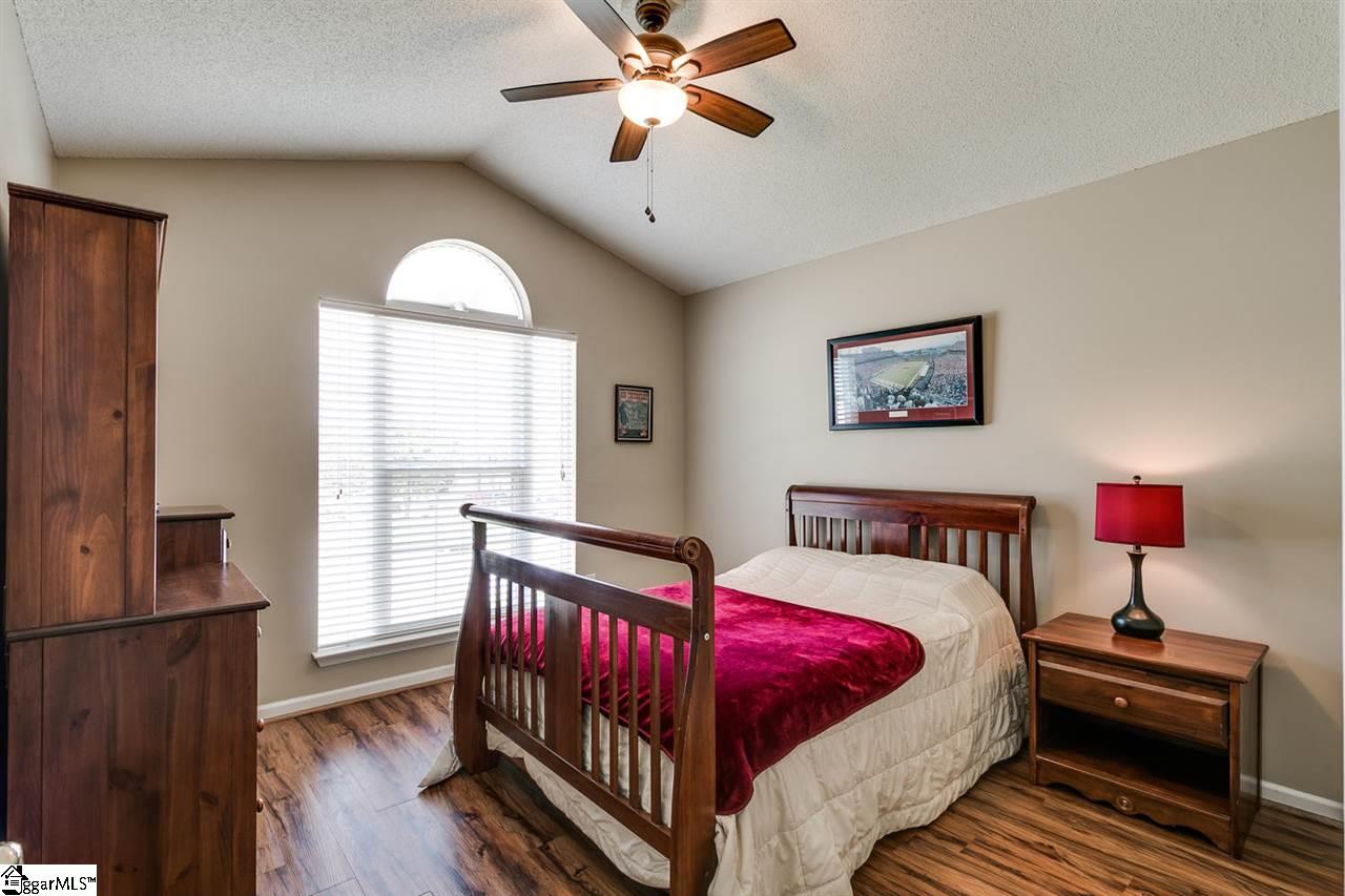 1 Woolridge Way Greer, SC 29650 - Photo 4 of 32 Gallery Image 4