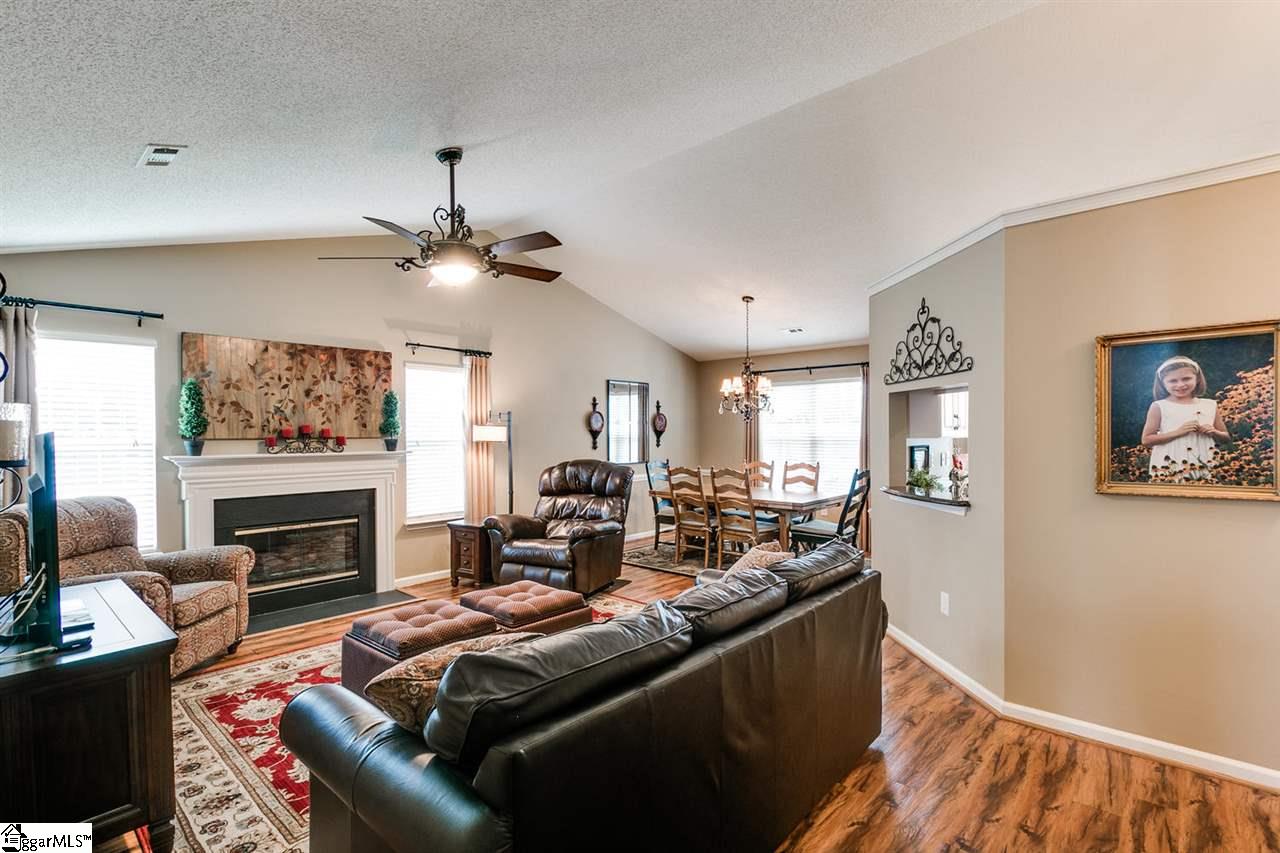 1 Woolridge Way Greer, SC 29650 - Photo 8 of 32 Gallery Image 8