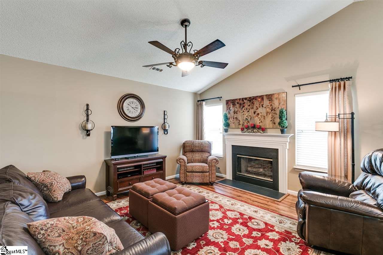 1 Woolridge Way Greer, SC 29650 - Photo 9 of 32 Gallery Image 9