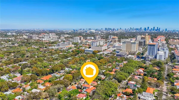 $16,000 | 519 Alhambra Circle, Coral Gables, FL 33134