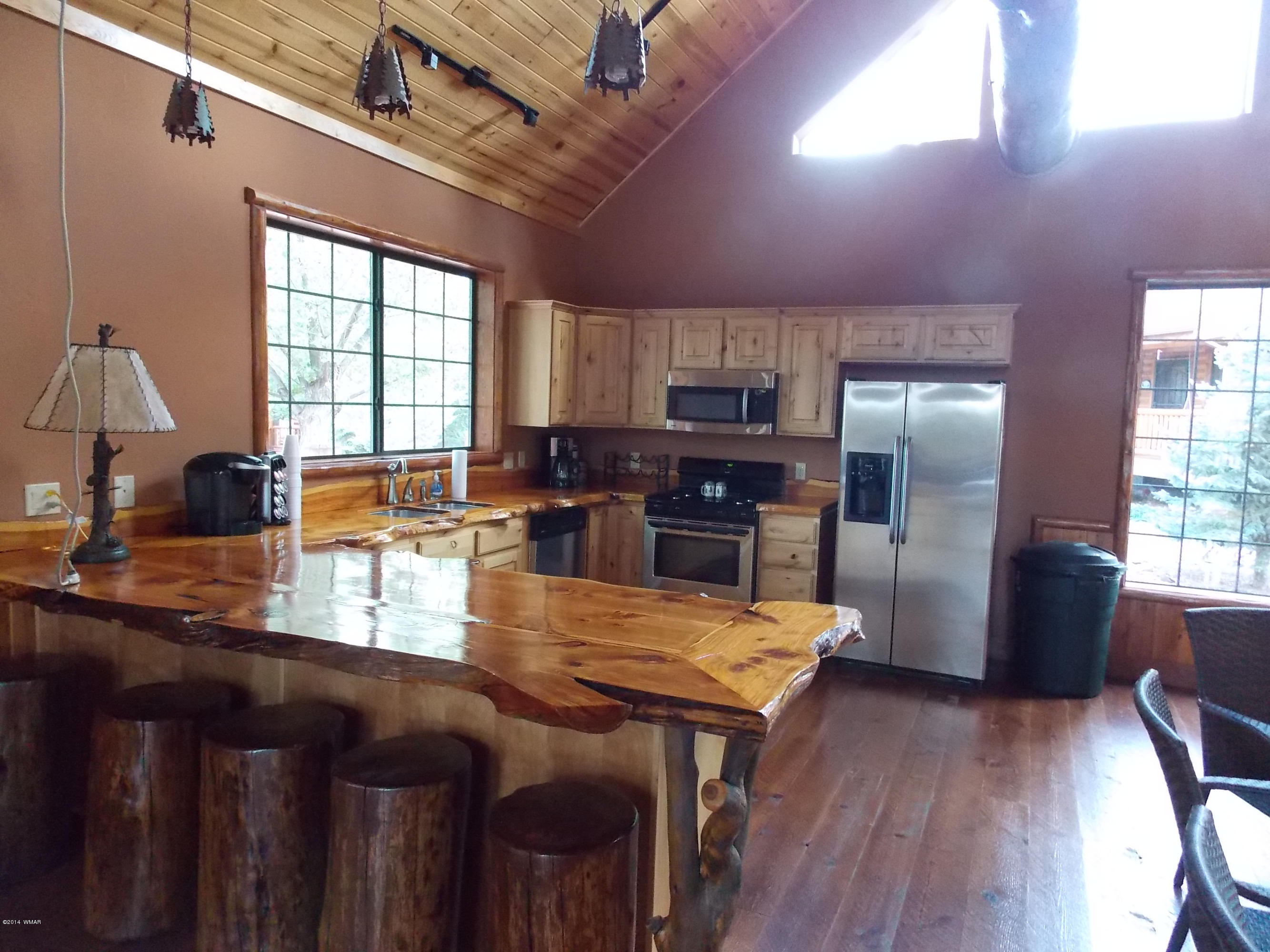 2276 Overgaard Springs Loop, Unit 14 Overgaard, AZ 85933 - Photo 13 of 32