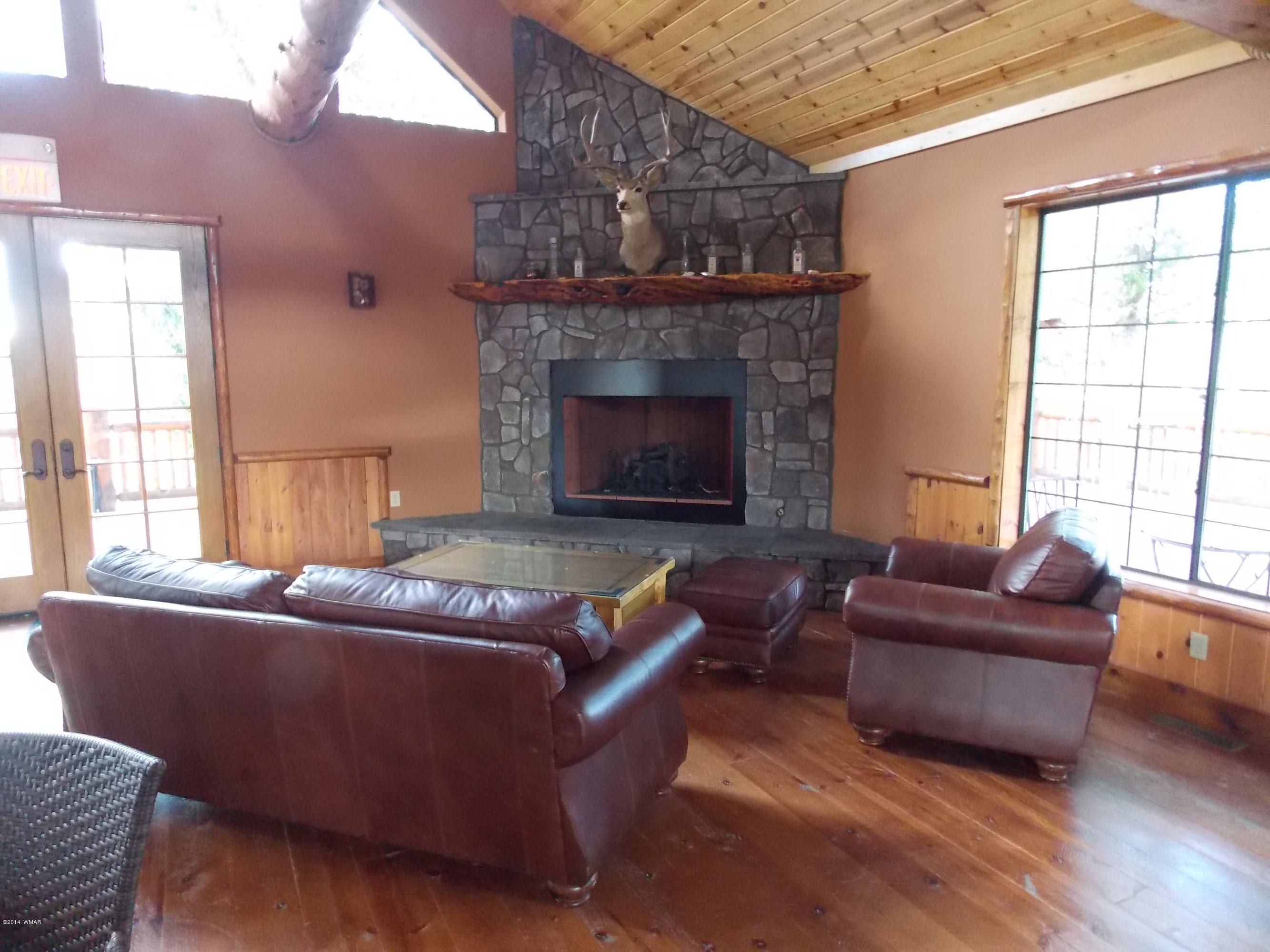 2276 Overgaard Springs Loop, Unit 14 Overgaard, AZ 85933 - Photo 15 of 32