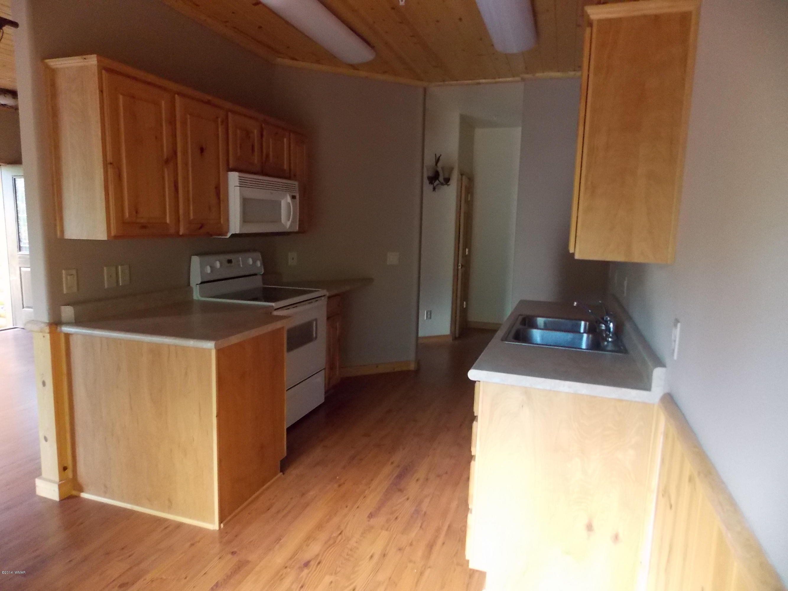 2276 Overgaard Springs Loop, Unit 14 Overgaard, AZ 85933 - Photo 2 of 32