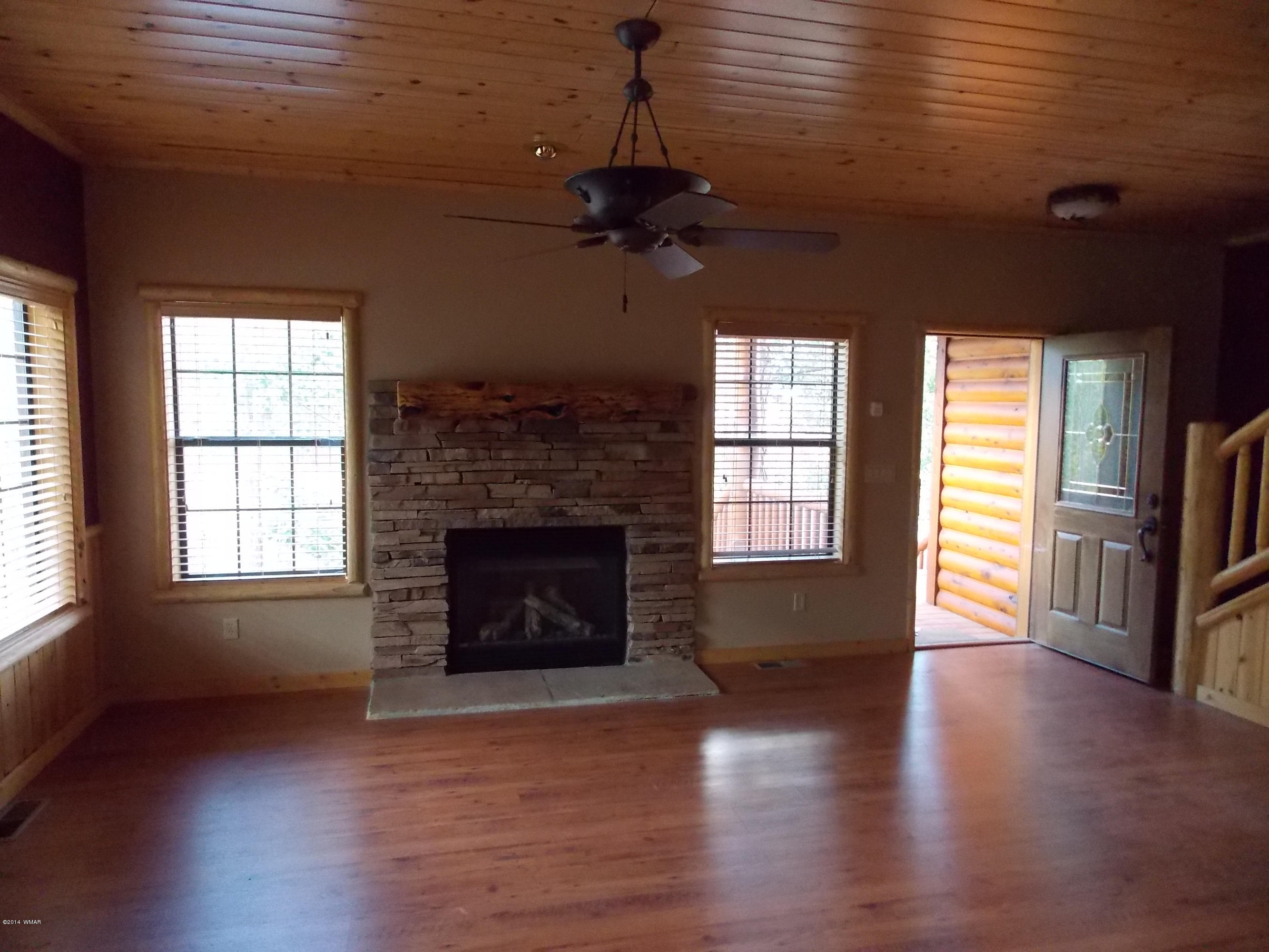 2276 Overgaard Springs Loop, Unit 14 Overgaard, AZ 85933 - Photo 3 of 32