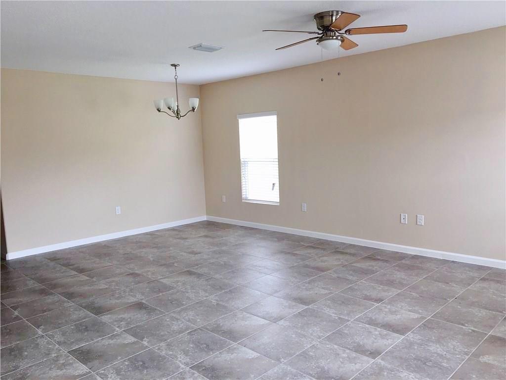 6005 Ridge Lake Circle Vero Beach, FL 32967 - Photo 2 of 7