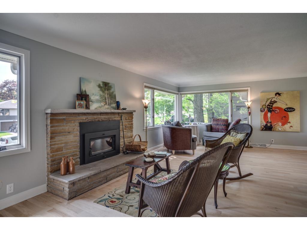 5704 Code Avenue Edina, MN 55436 - Photo 3 of 21
