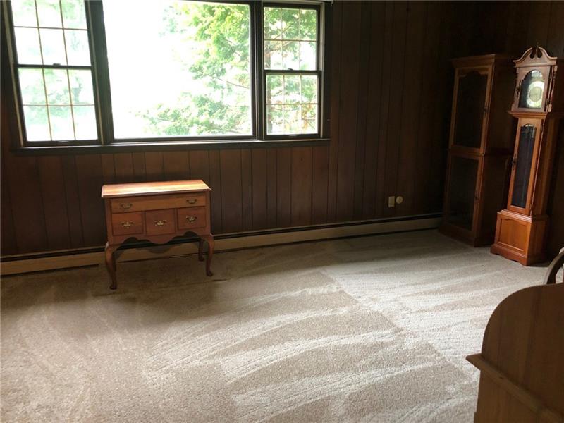106 Lintner Road Blairsville, PA 15717 - Photo 5 of 22 Living Room