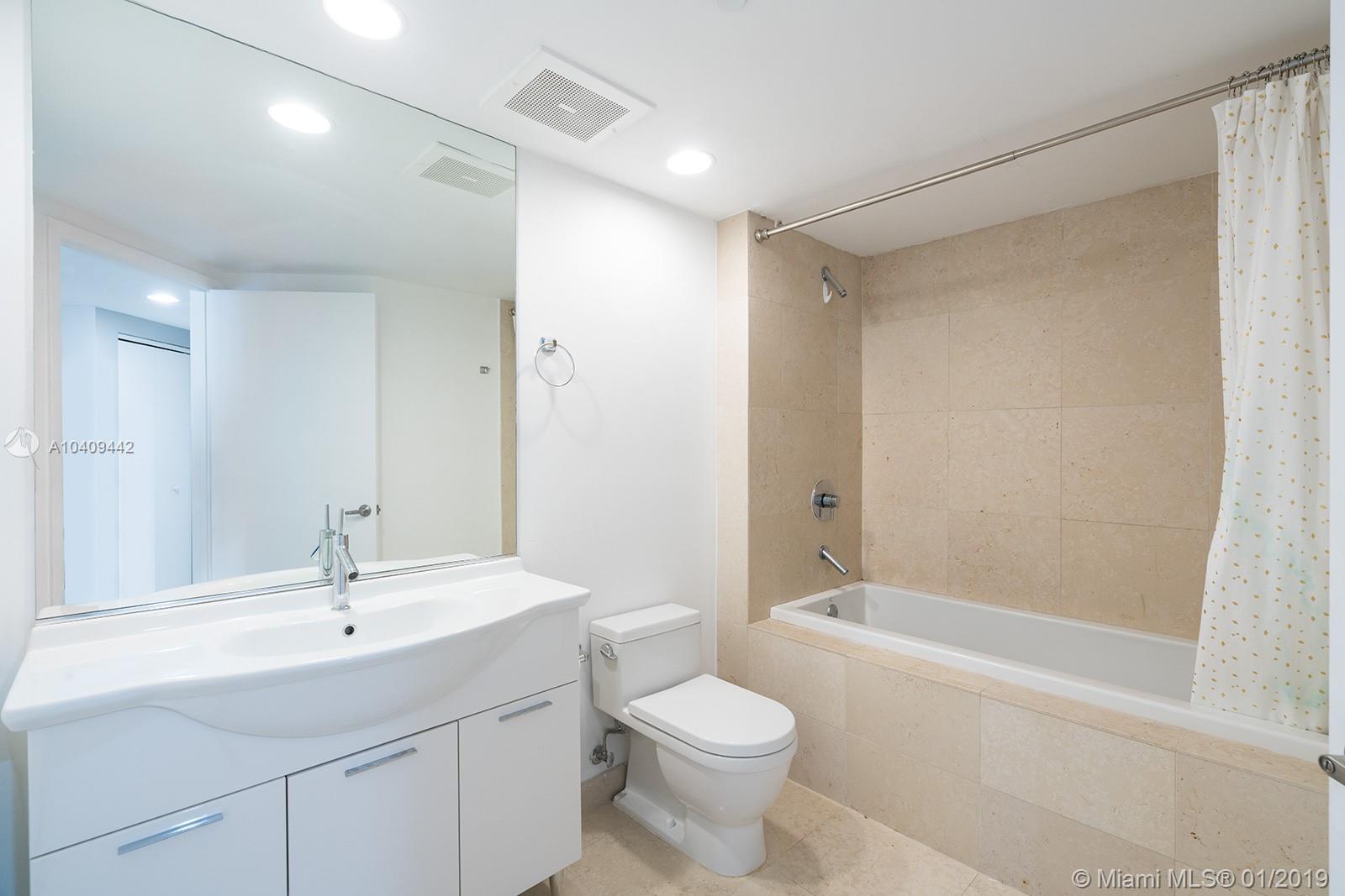 475 Brickell Avenue, Unit 1908 Miami, FL 33131 - Photo 6 of 17