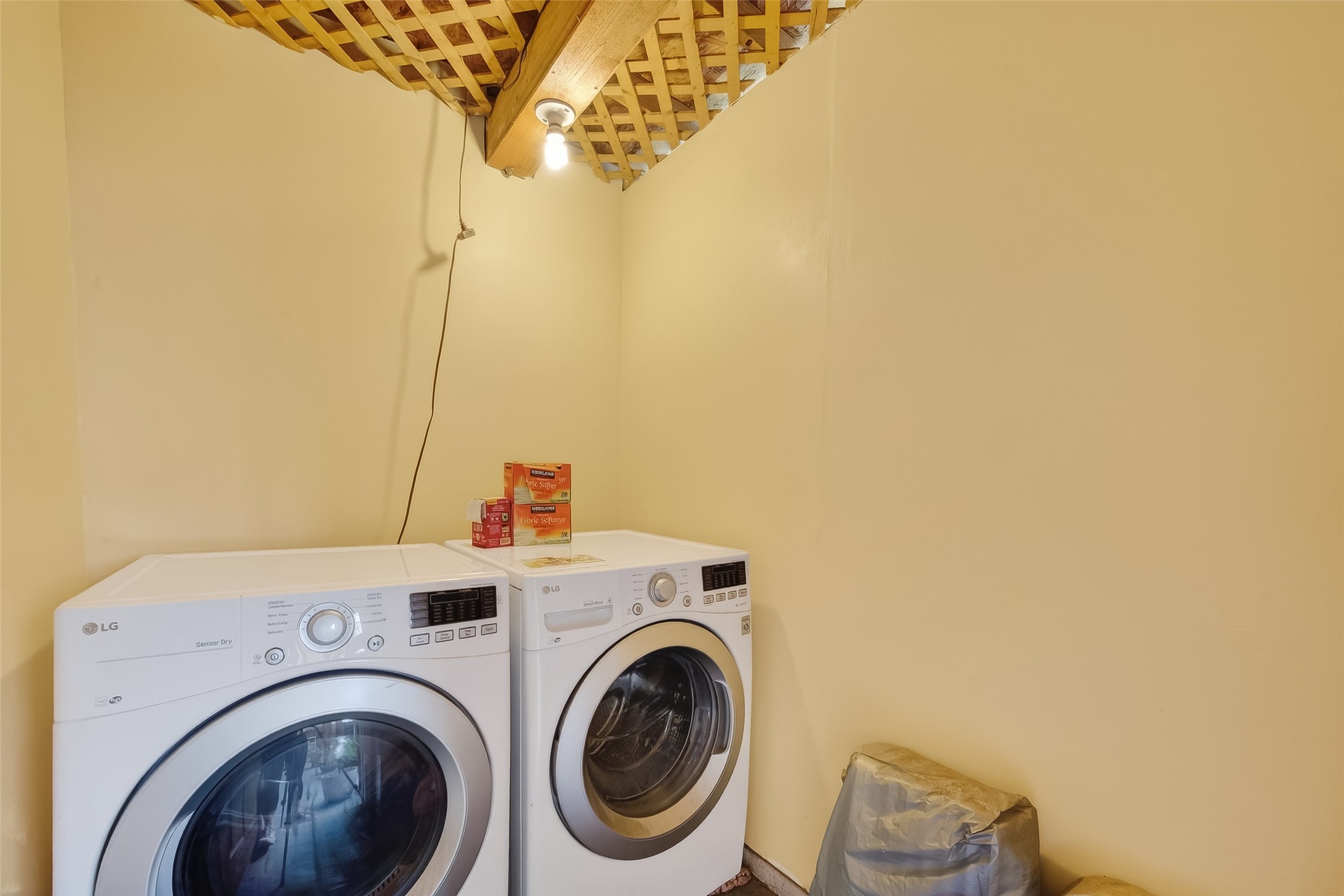 6201 Ranchester Drive, Unit 4 Houston, TX 77036 - Photo 16 of 34