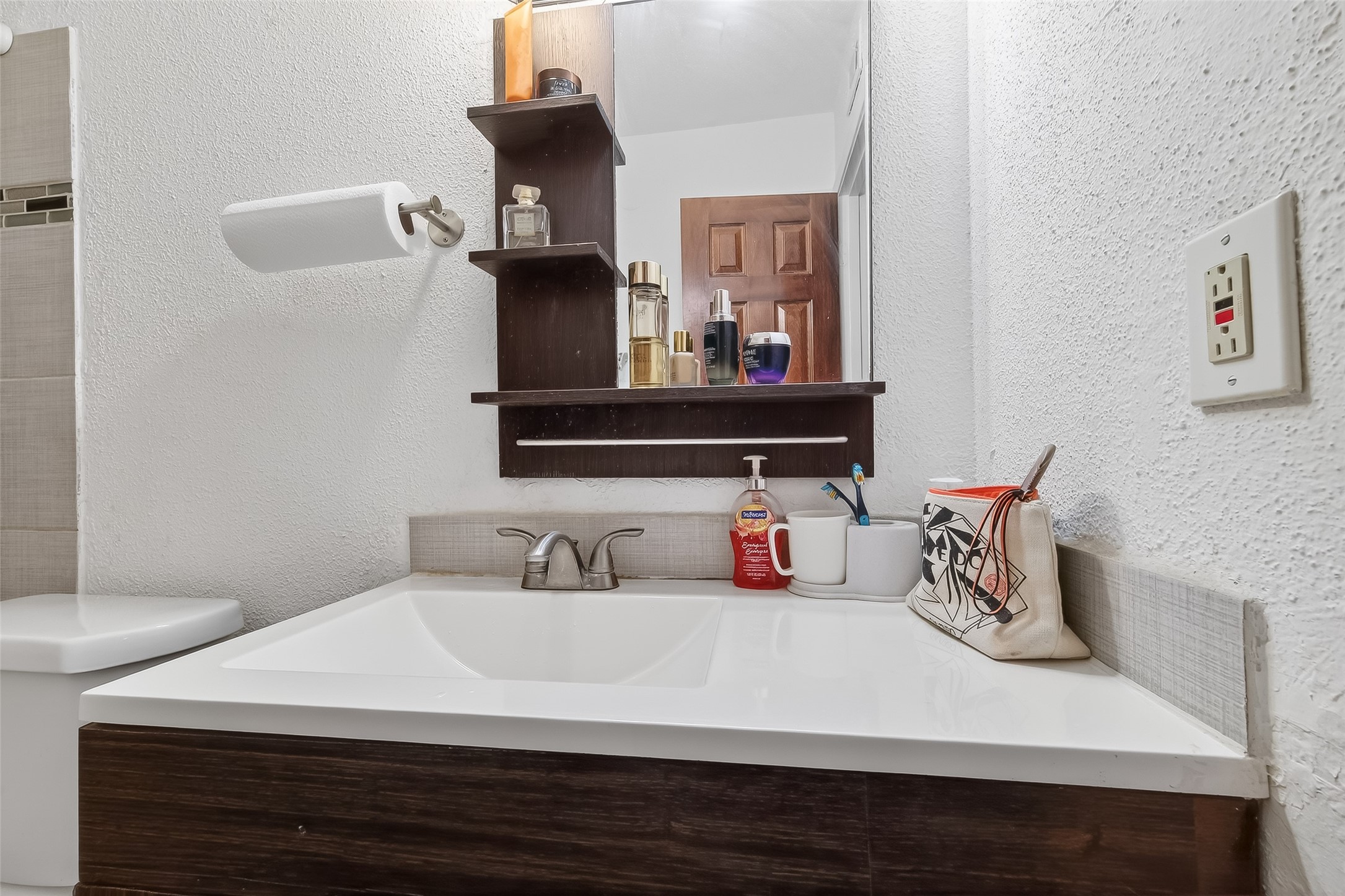 6201 Ranchester Drive, Unit 4 Houston, TX 77036 - Photo 22 of 34