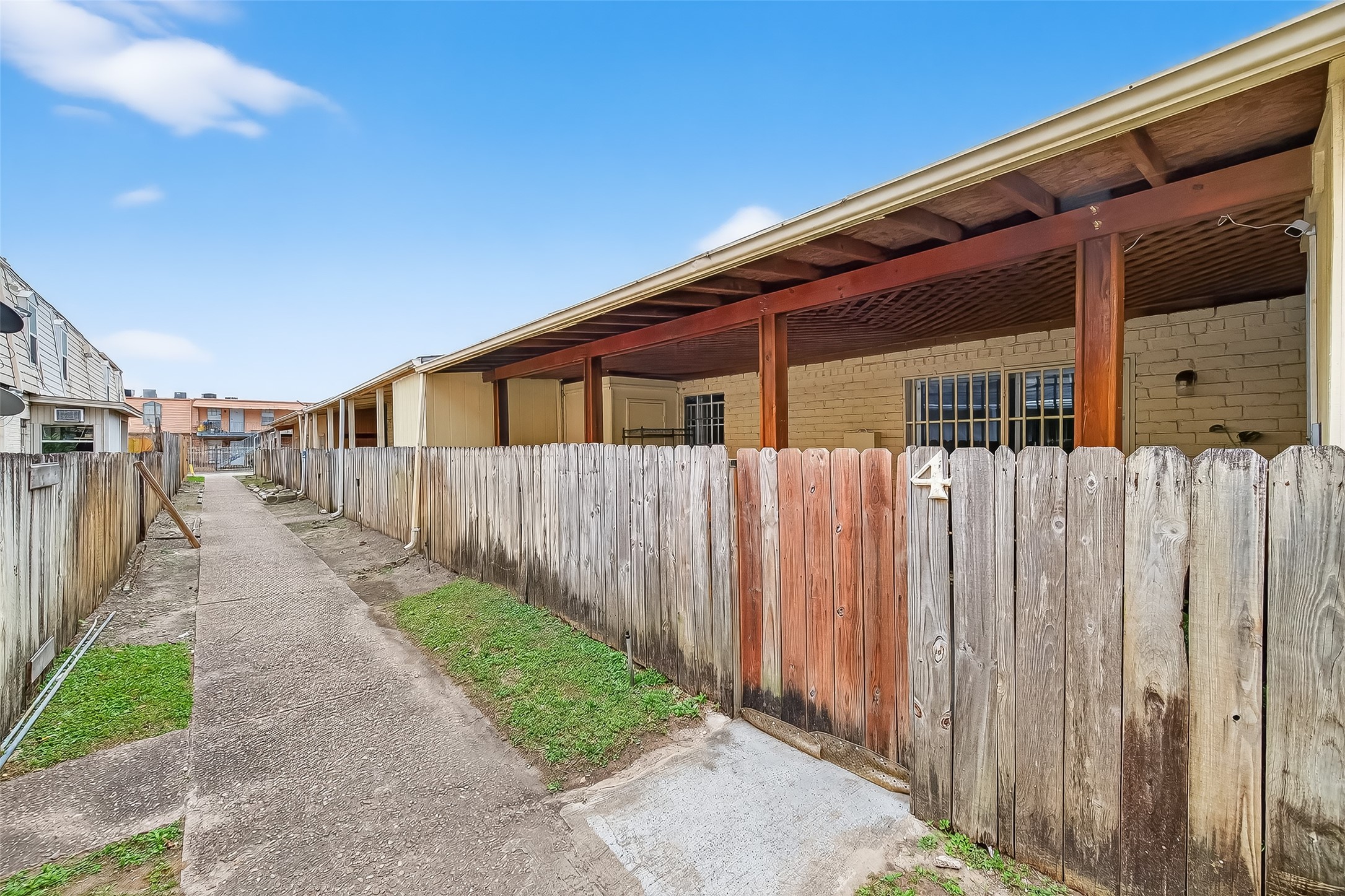 6201 Ranchester Drive, Unit 4 Houston, TX 77036 - Photo 33 of 34