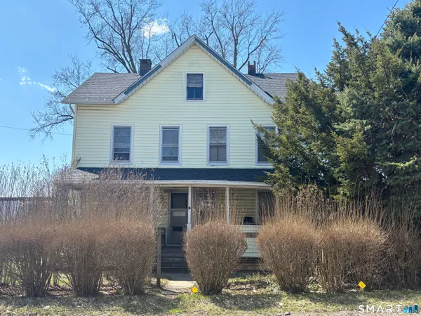 $529,900 | 2-4 Cole Place, Danbury, CT 06810