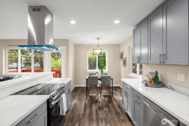 $3,300 | 6417 Ellis Avenue South, Seattle, WA 98108