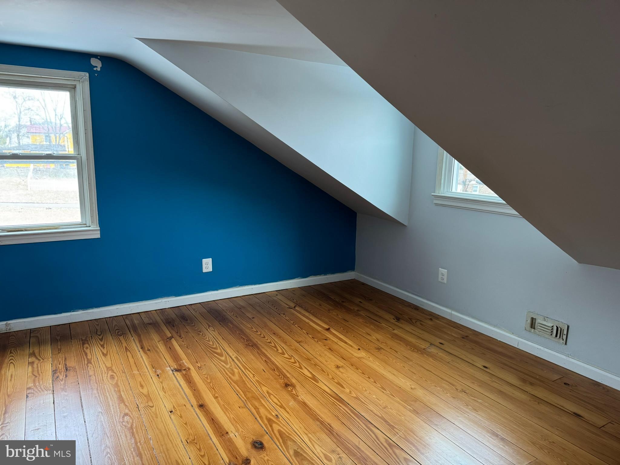 10012 Ellis Road Manassas, VA 20111 - Photo 25 of 71 a view of empty room with wooden floor
