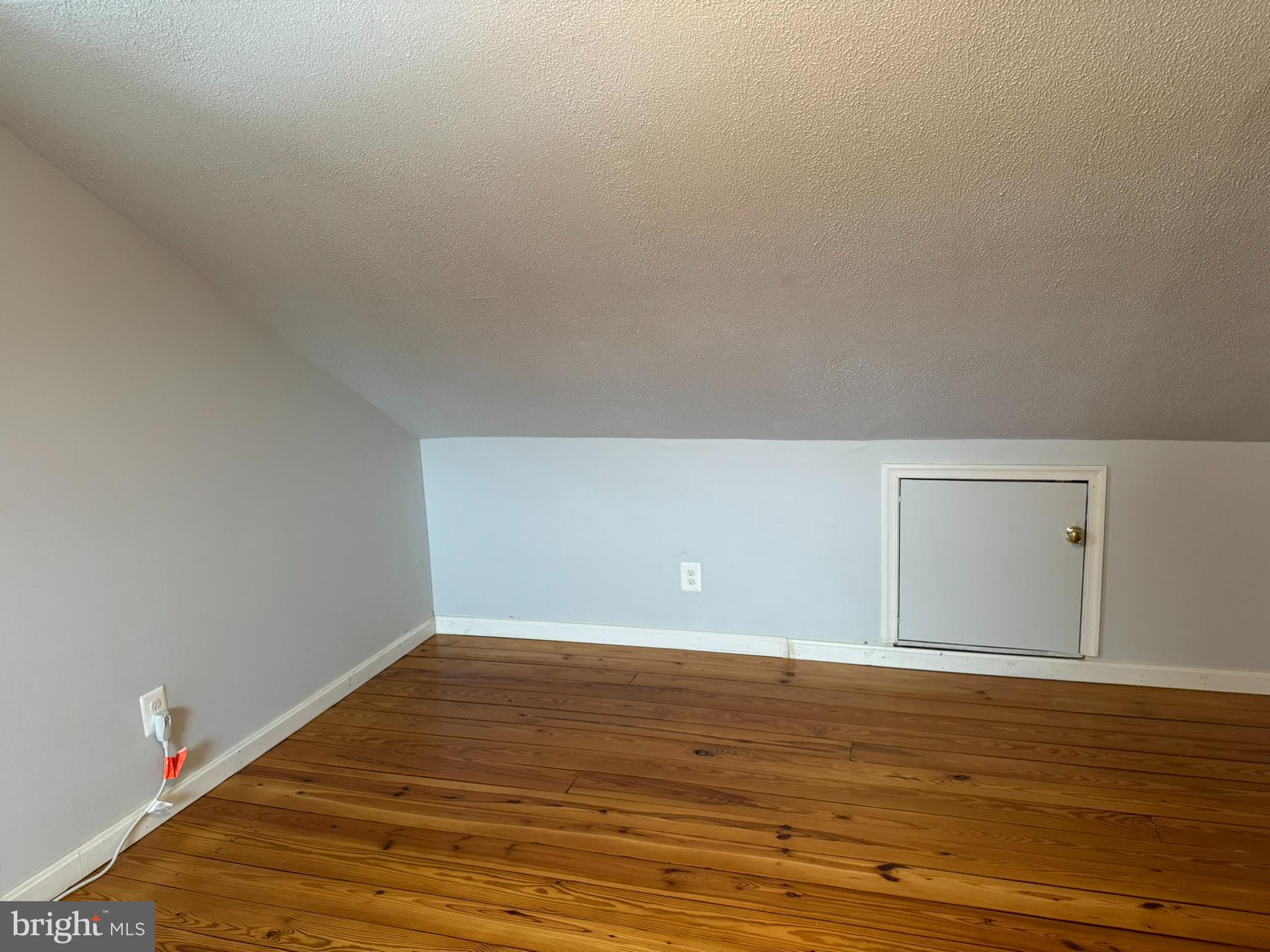 10012 Ellis Road Manassas, VA 20111 - Photo 28 of 71 a view of an empty room