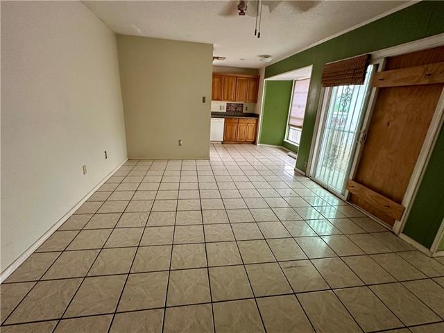 532 North Marlin Court Terrytown, LA 70056 - Photo 4 of 11