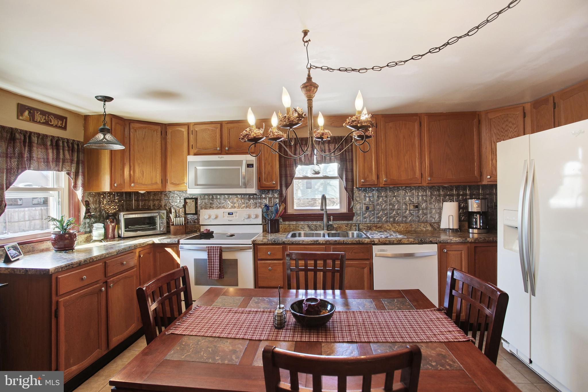 700 Marticville Road Pequea, PA 17565 - Photo 19 of 45 Eat-in kitchen