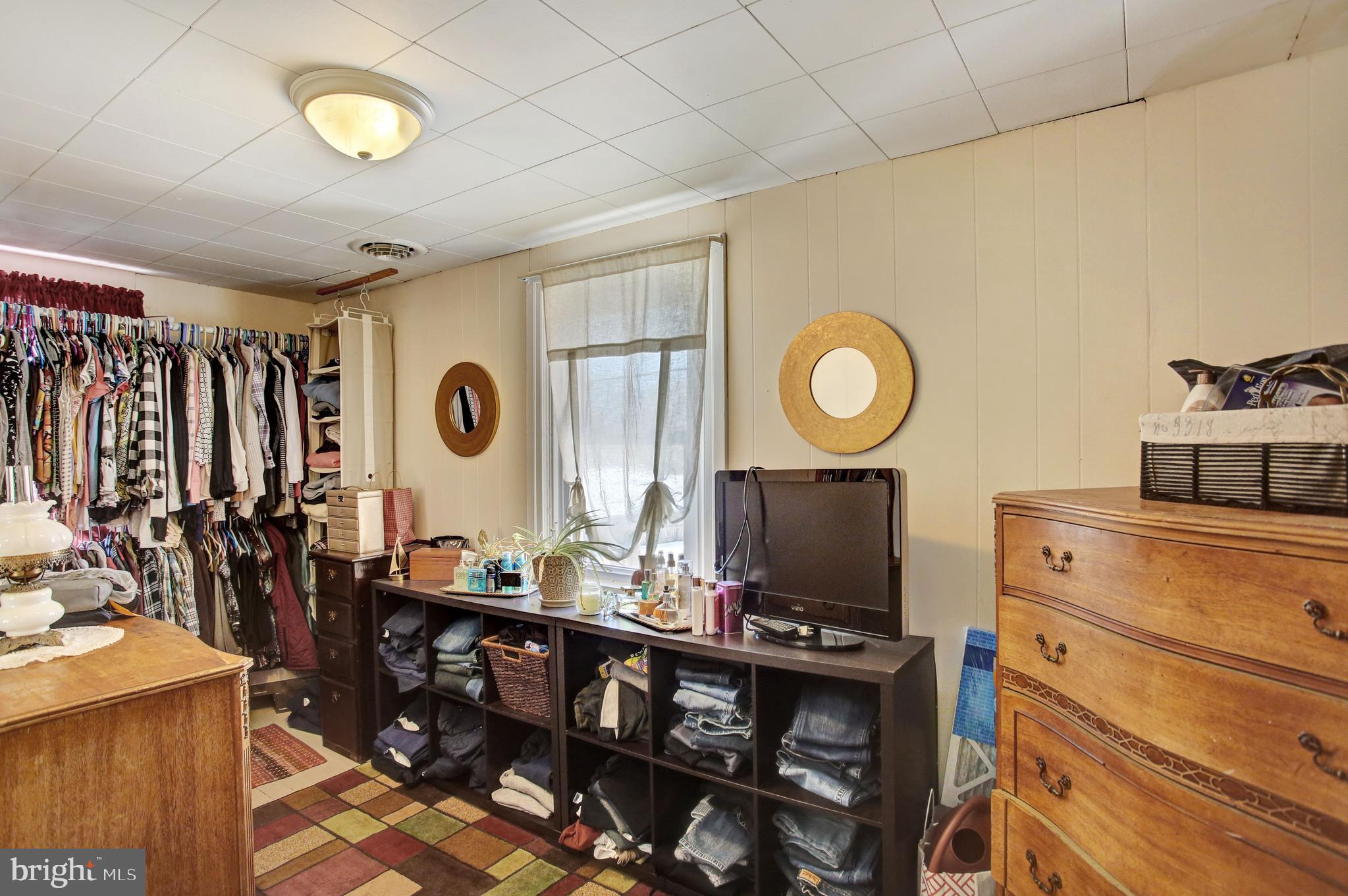 700 Marticville Road Pequea, PA 17565 - Photo 25 of 45 Bed 4/or walk in-closet