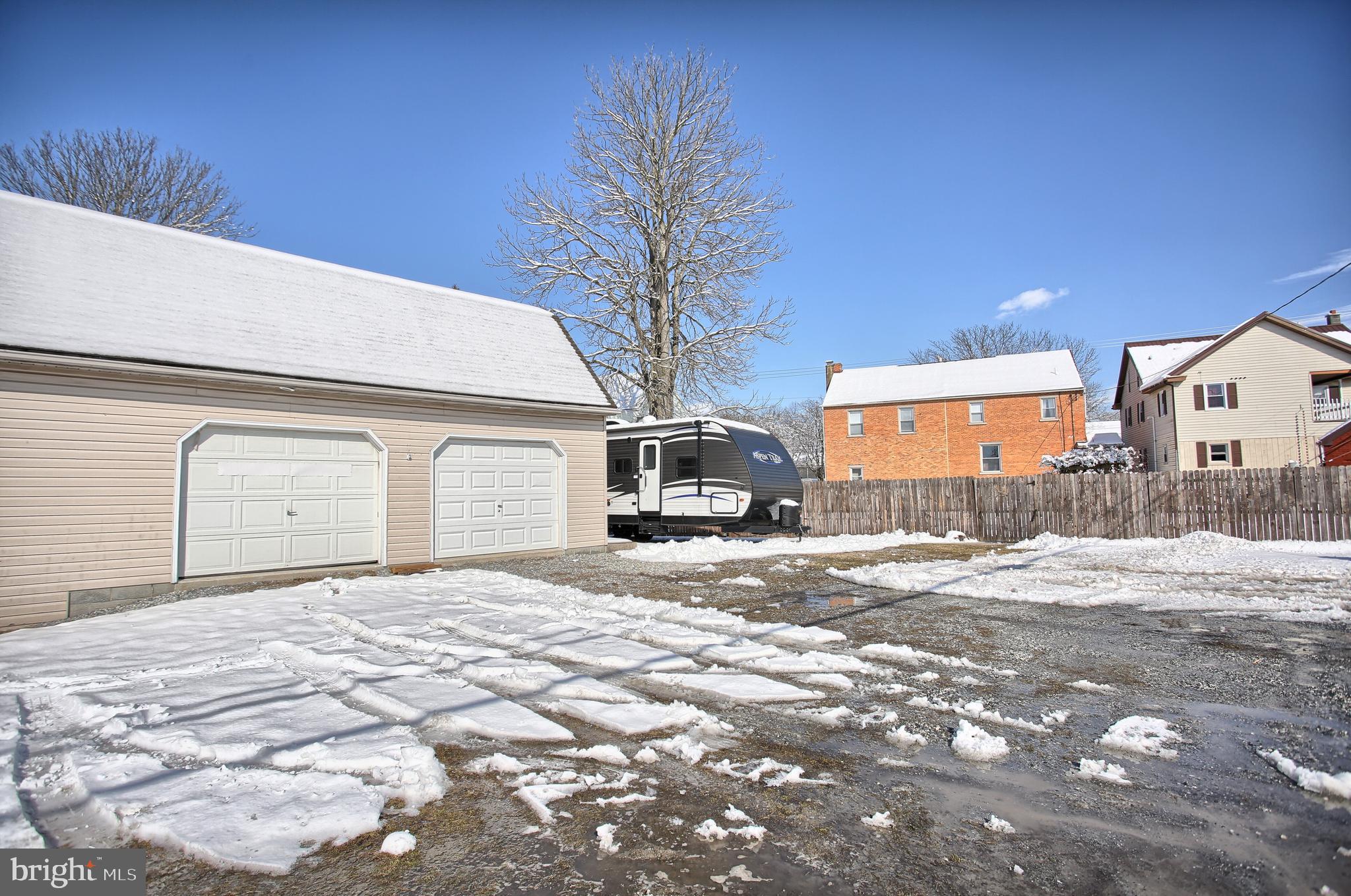 700 Marticville Road Pequea, PA 17565 - Photo 5 of 45 Parking