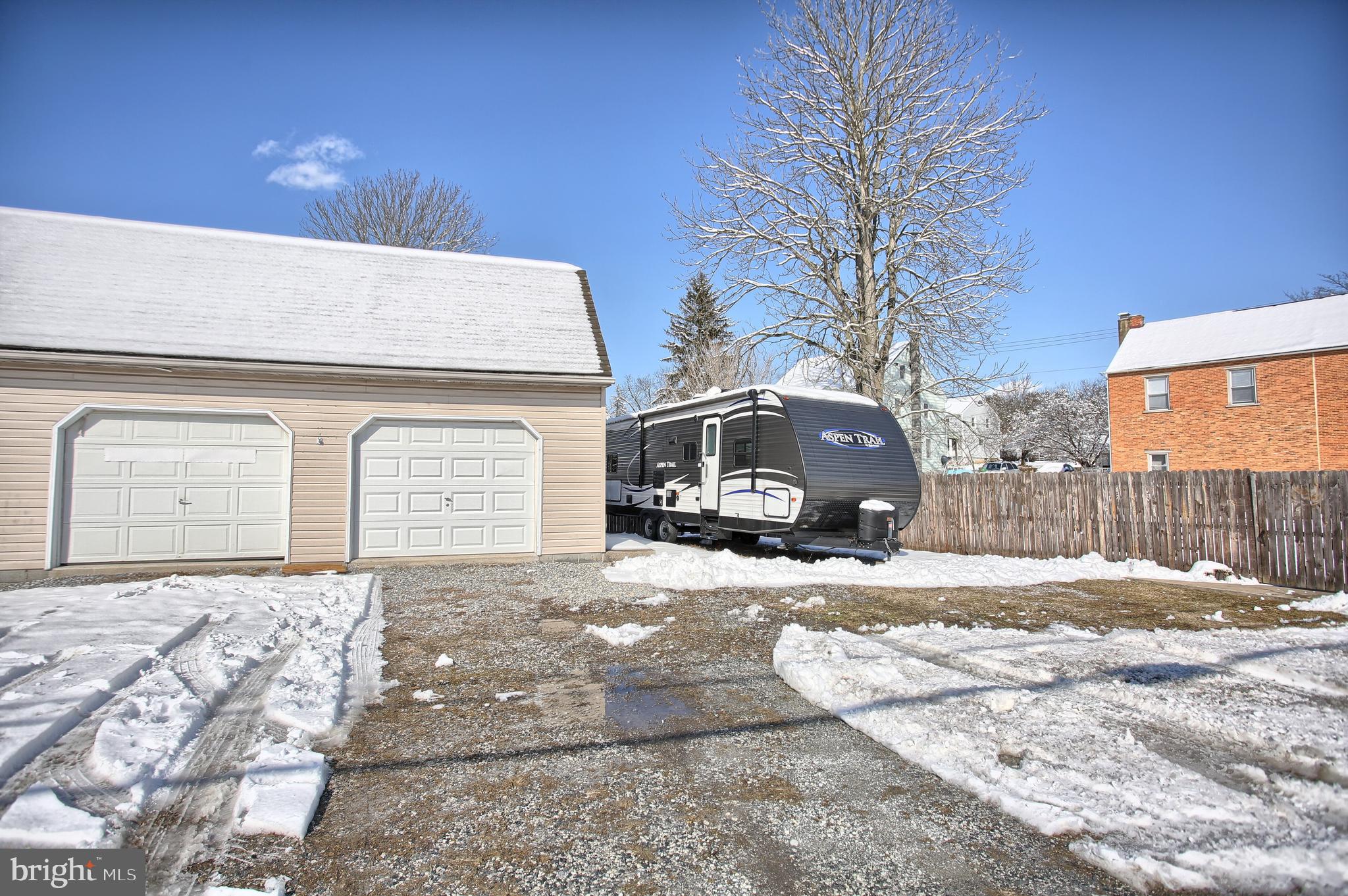 700 Marticville Road Pequea, PA 17565 - Photo 6 of 45 Parking