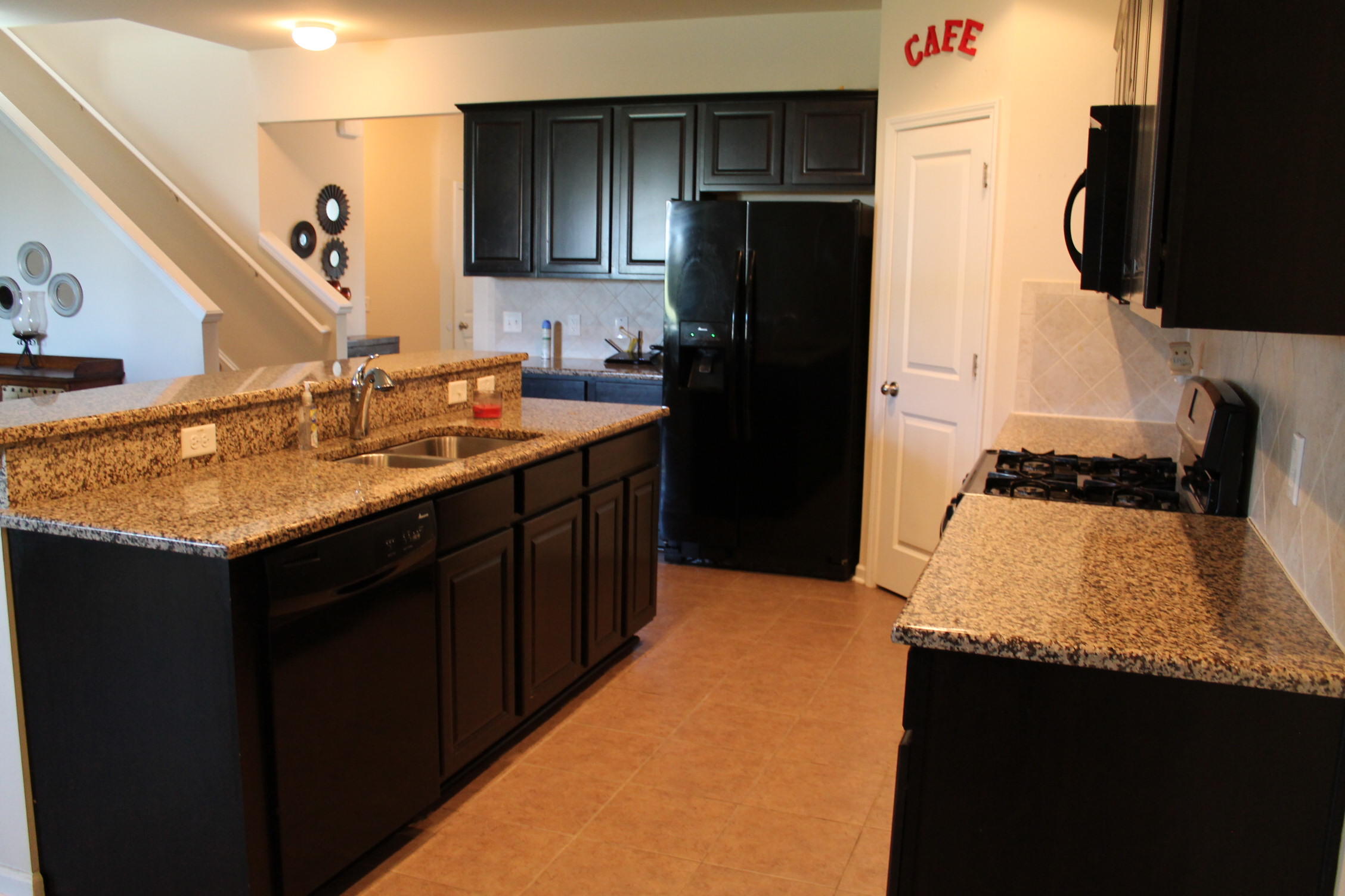 240 Decatur Drive Summerville, SC 29486 - Photo 4 of 29 4