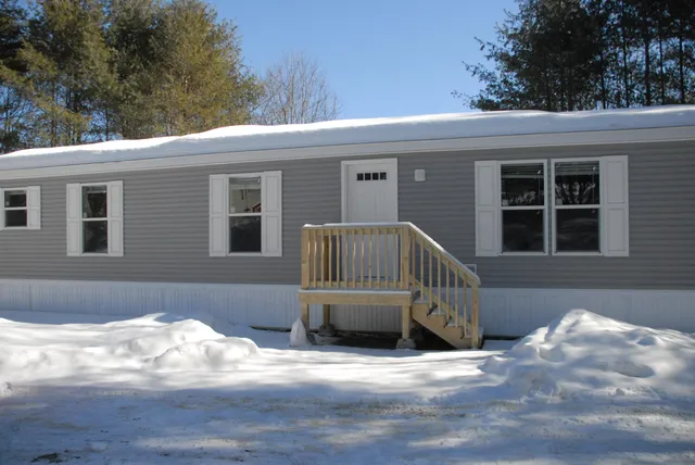 $259,900 | 27 Popple Way, Unit 27, Newport, NH 03773