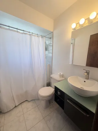 $1,600 | 7601 Banks Street, Unit 2E, Justice, IL 60458