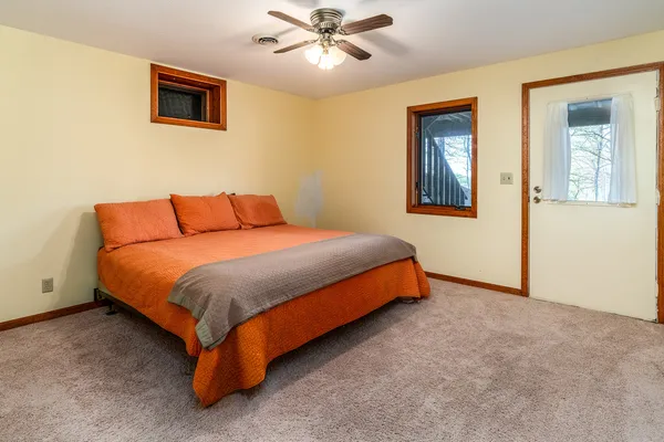 $511,000 | 5 Lake Shore Court, Carbondale, IL 62902