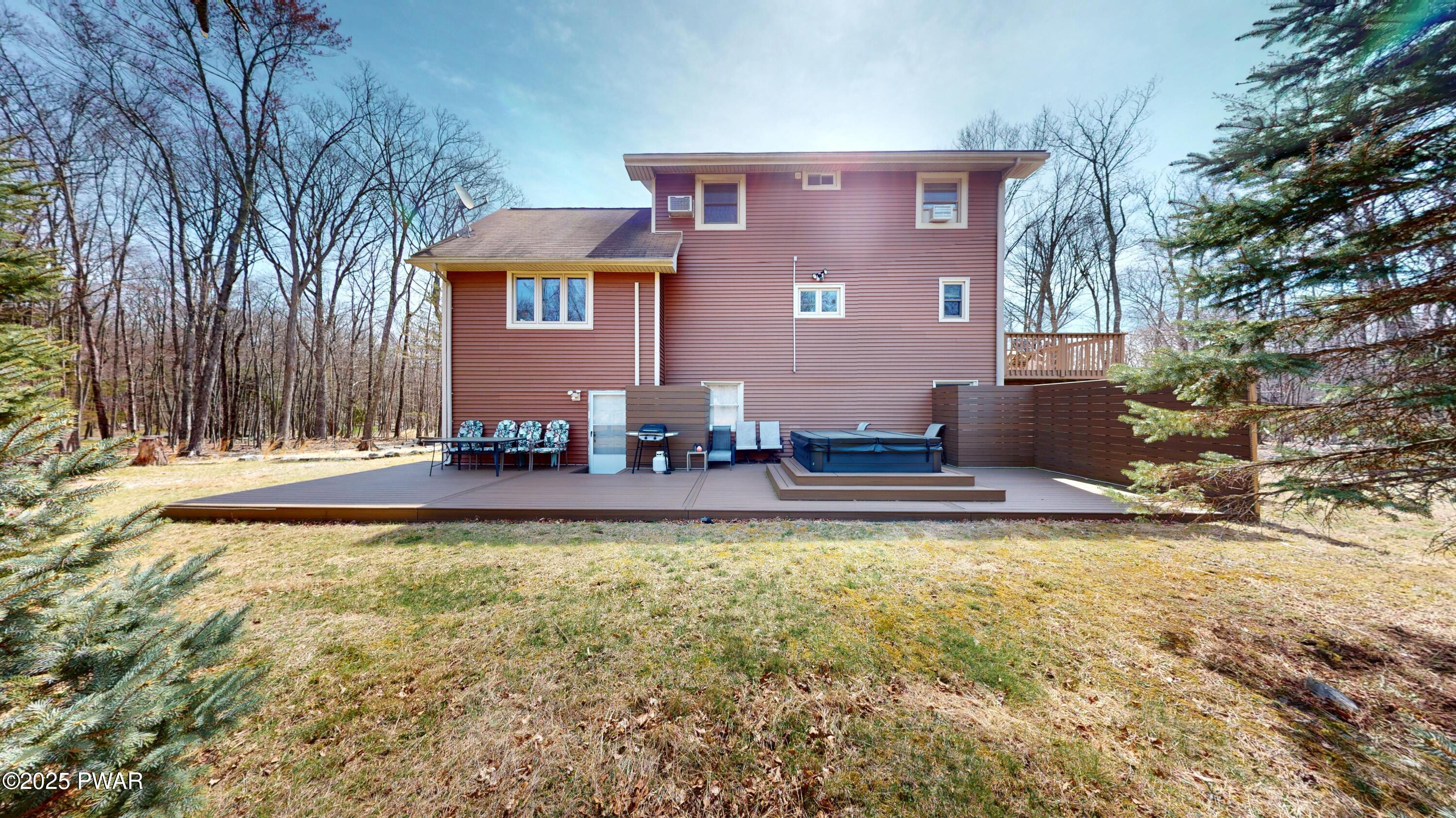 677 West Chipmunk Road Bushkill, PA 18324 - Photo 4 of 53