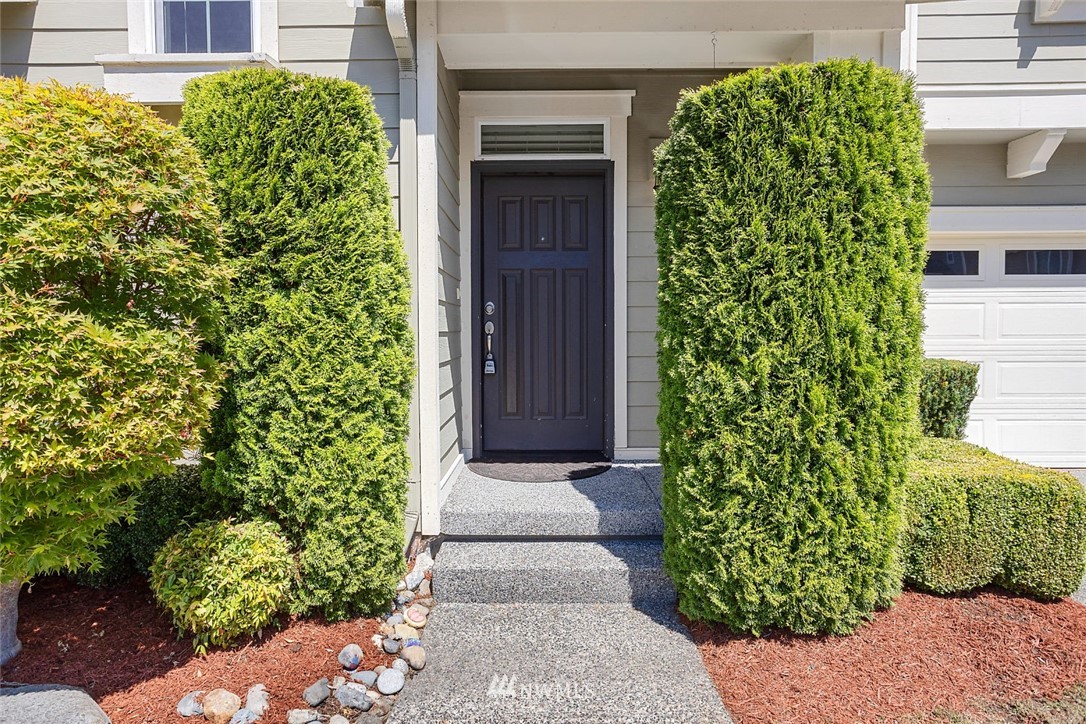 3827 183rd Place Southeast Bothell, WA 98012 - Photo 2 of 25 Gallery Image 2