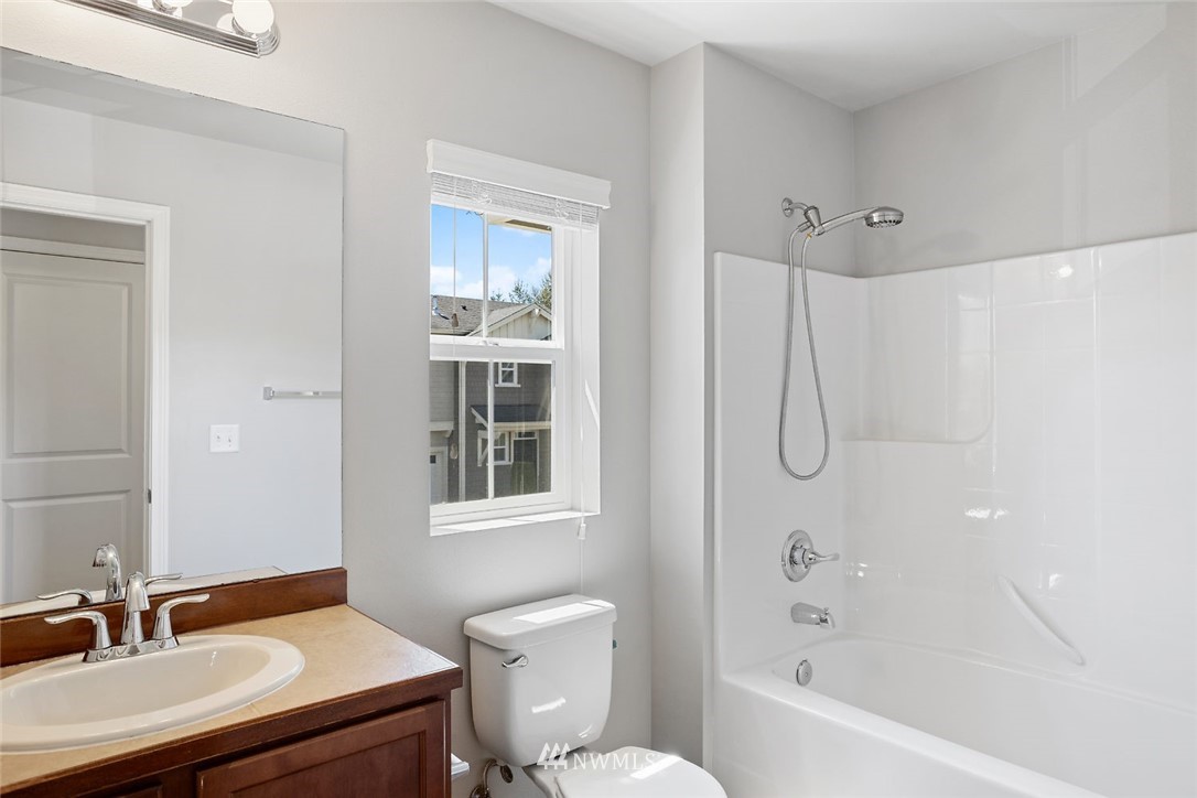 3827 183rd Place Southeast Bothell, WA 98012 - Photo 22 of 25 Gallery Image 22