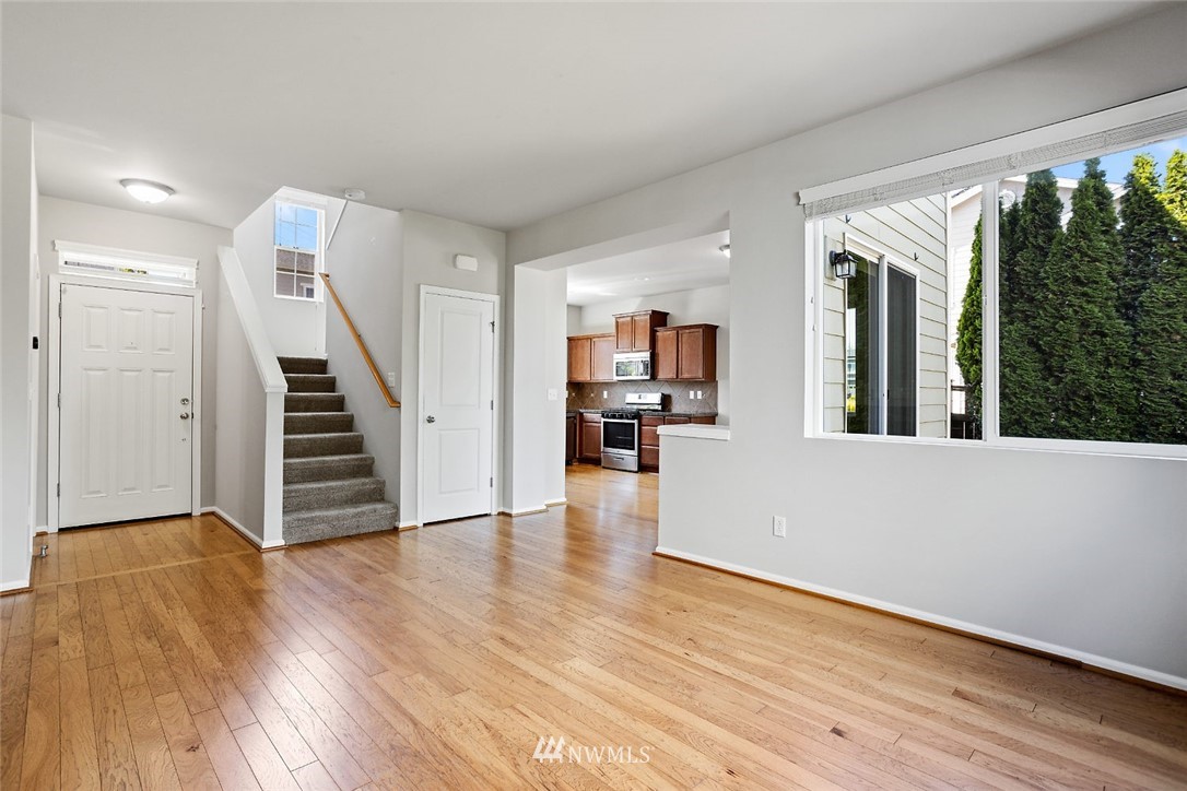 3827 183rd Place Southeast Bothell, WA 98012 - Photo 5 of 25 Gallery Image 5
