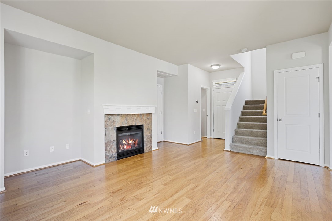3827 183rd Place Southeast Bothell, WA 98012 - Photo 6 of 25 Gallery Image 6