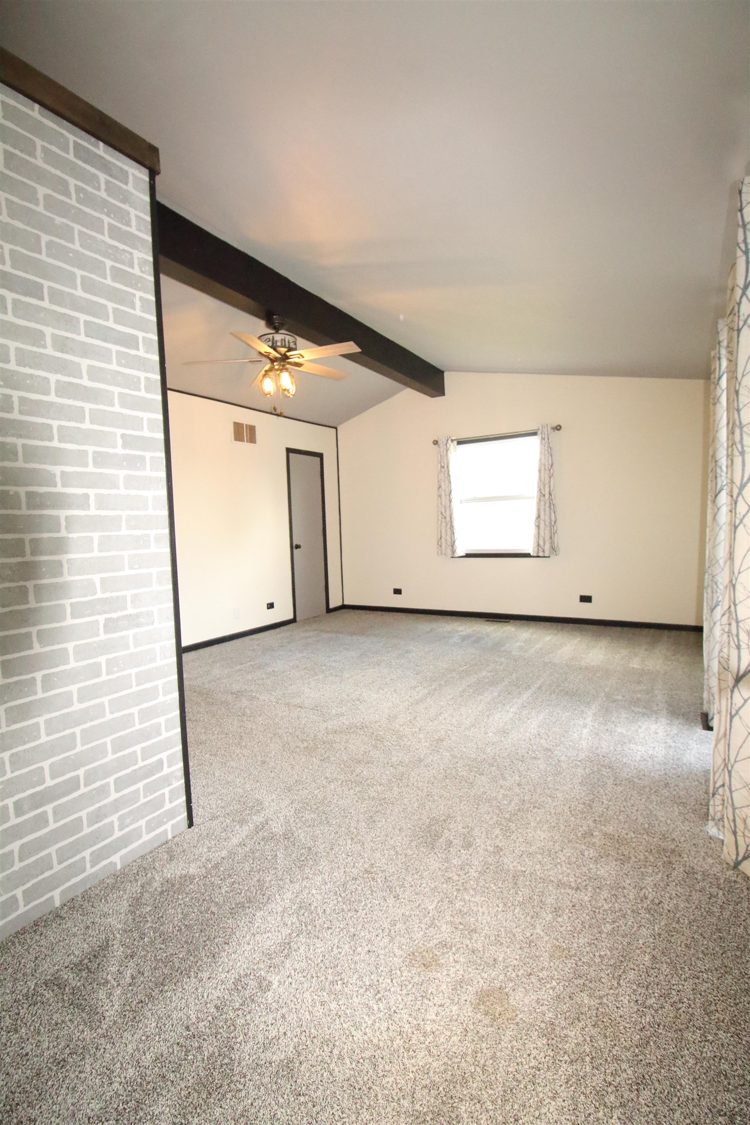 33970 Rebecca Road Kingston, IL 60145 - Photo 14 of 26