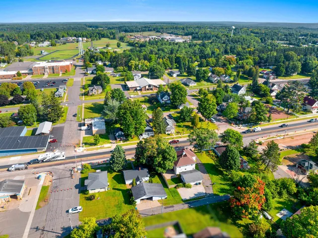 $285,000 | 317 Central Avenue, Florence, WI 54121