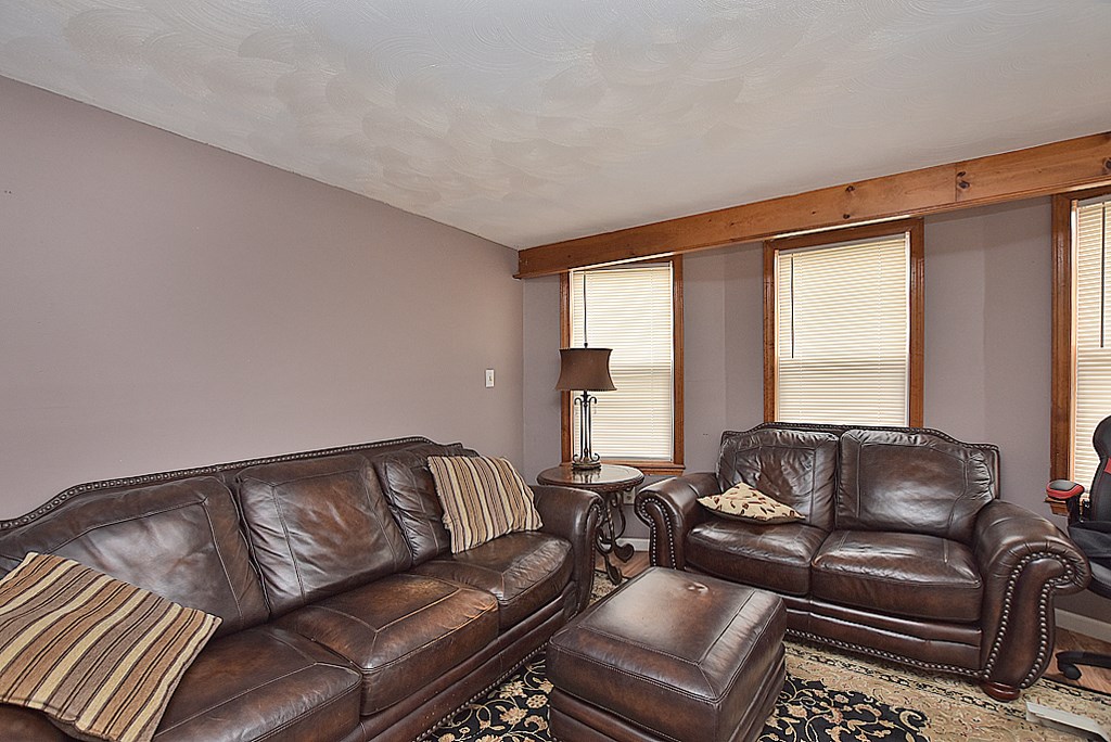 166 Main Street Scituate, RI 02831 - Photo 2 of 10 Gallery Image 2