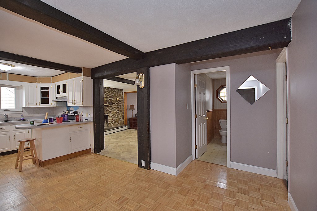 166 Main Street Scituate, RI 02831 - Photo 4 of 10 Gallery Image 4