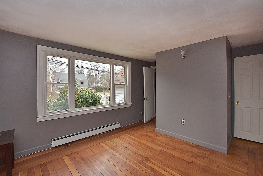 166 Main Street Scituate, RI 02831 - Photo 6 of 10 Gallery Image 6