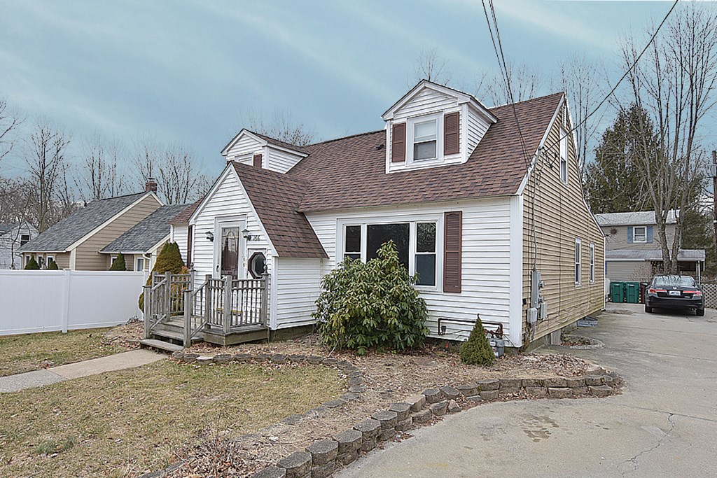 166 Main Street Scituate, RI 02831 - Photo 7 of 10 Gallery Image 7