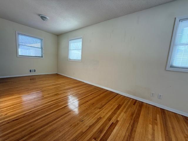 6436 Indiana Avenue North Brooklyn Center, MN 55429 - Photo 4 of 21