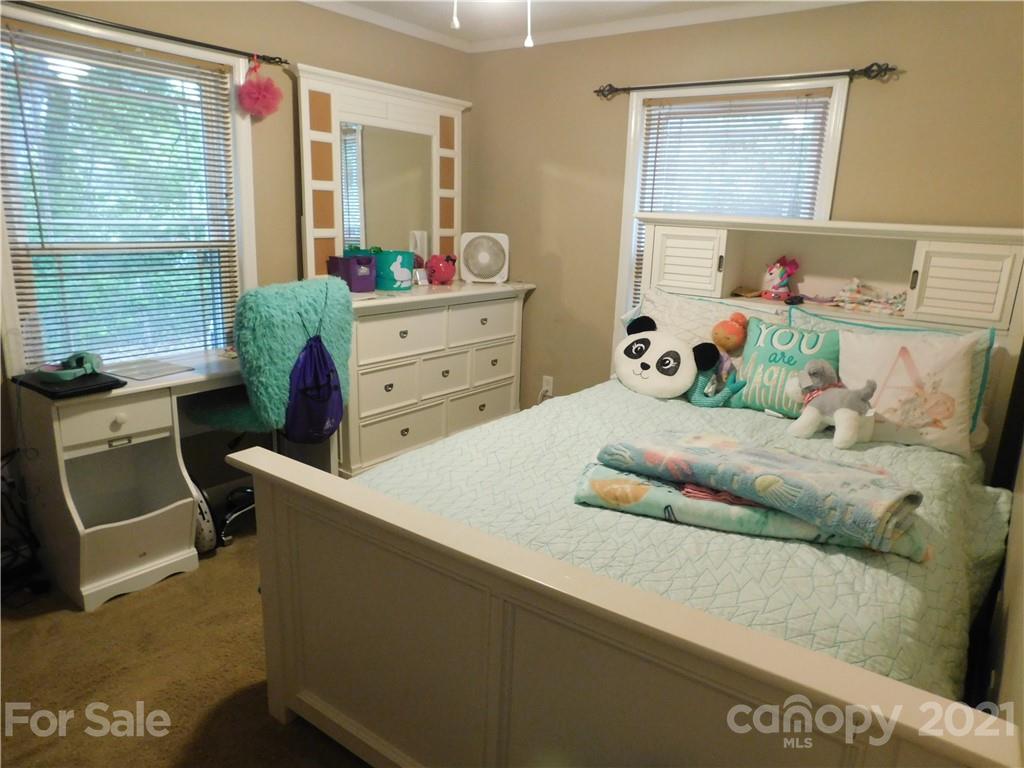 3790 Roberta Church Road Concord, NC 28027 - Photo 12 of 17 Gallery Image 12