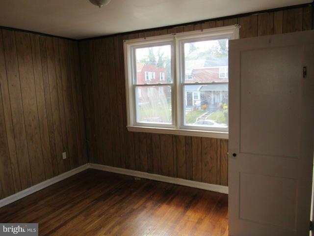 2413 Terra Firma Road Baltimore, MD 21225 - Photo 6 of 10 Bedroom 1