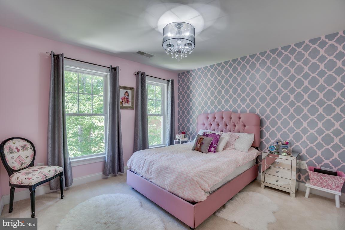 8585 Sinclair Mill Road Manassas, VA 20112 - Photo 22 of 38 Bedroom 2